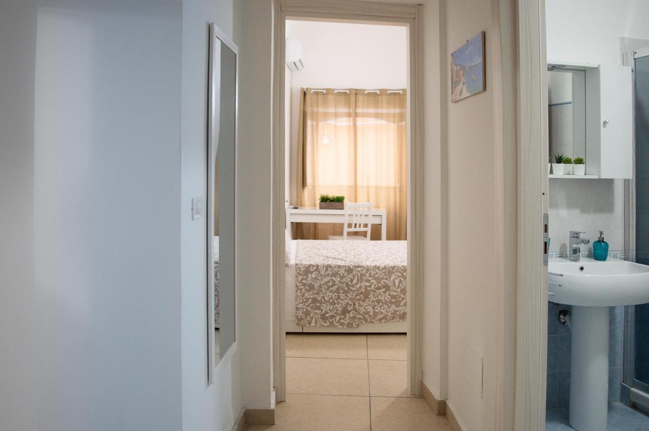 Agathe Guest House Катания Экстерьер фото