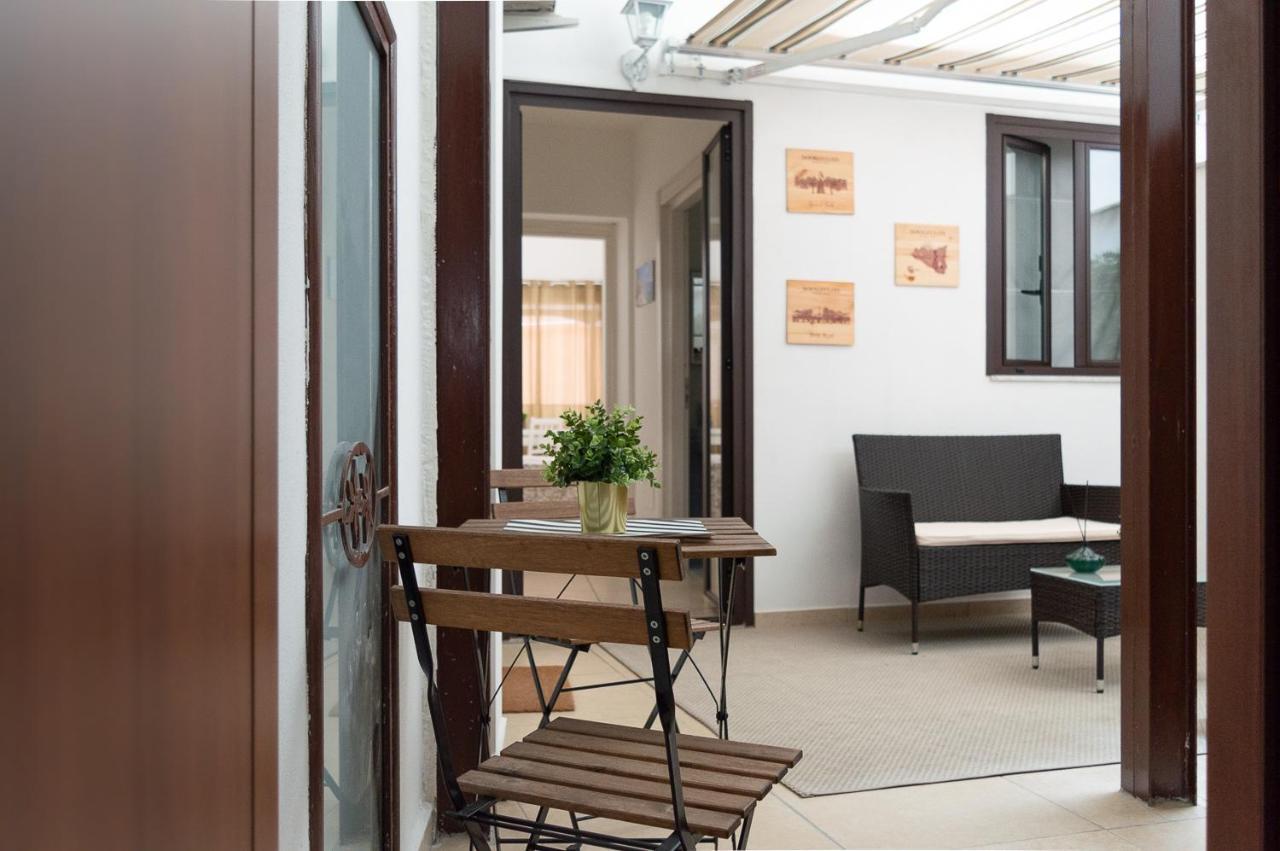 Agathe Guest House Катания Экстерьер фото